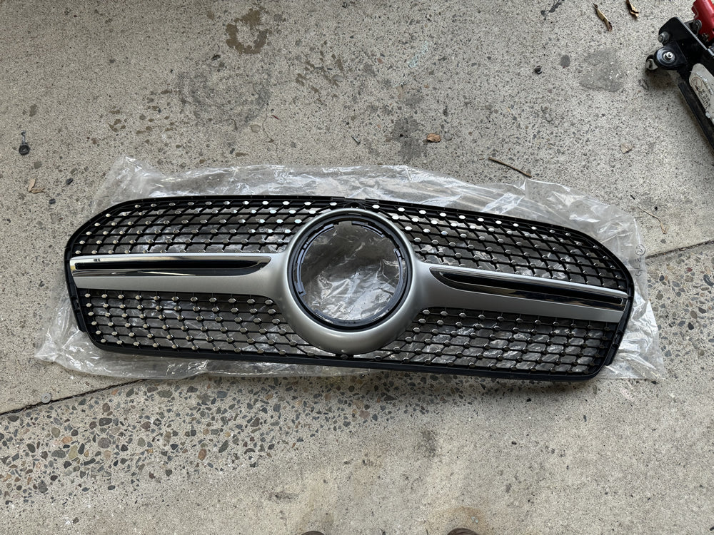 Genuine Front Grill - V167 GLE