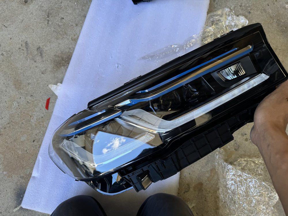 Genuine Laser Head Light - G30 Lci 5 Series (Right Hand Side)