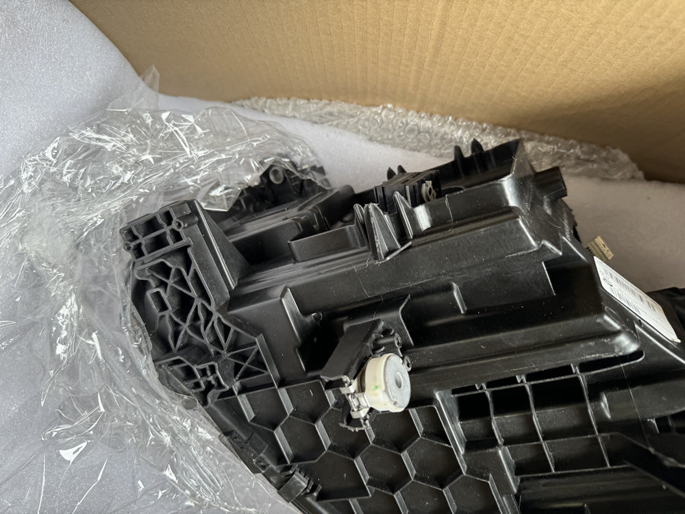 Genuine G05 X5 G06 X6 Laser Head Light (Right Hand Side) LE16A6379