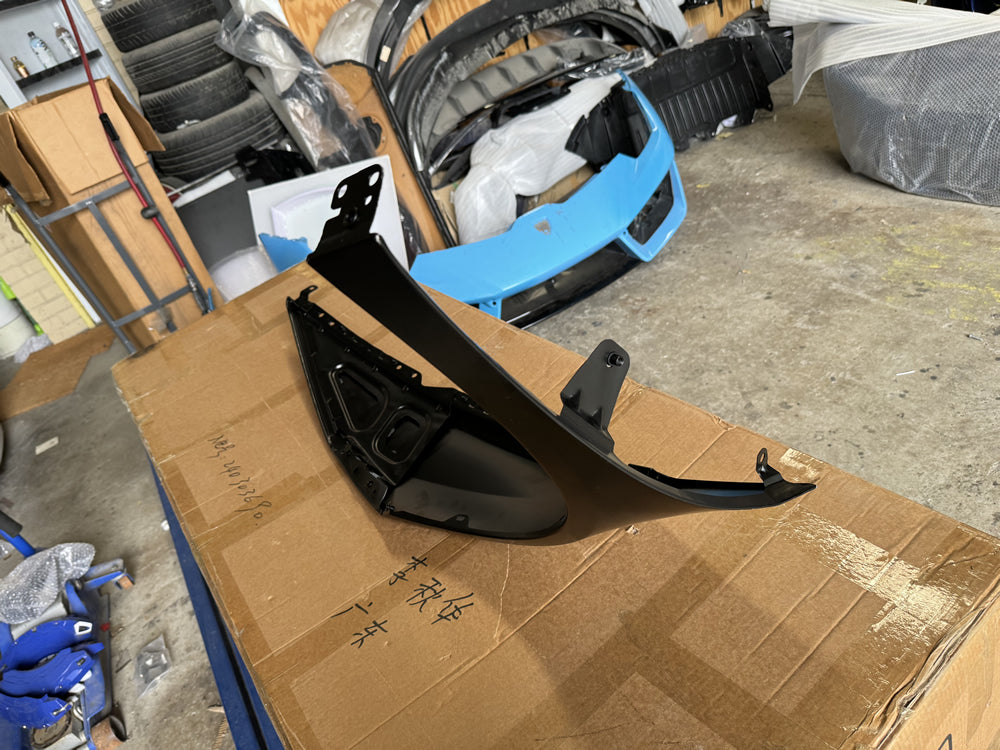 Huracan Front Guard (Right Hand Side) - Lamborghini Huracan