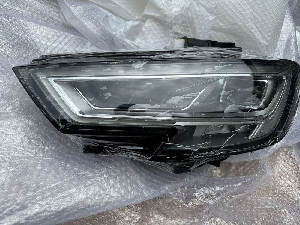 Genuine Matrix LED Head Light - Facelifted 8v RS3 S3 A3 (Left) 8V0941035