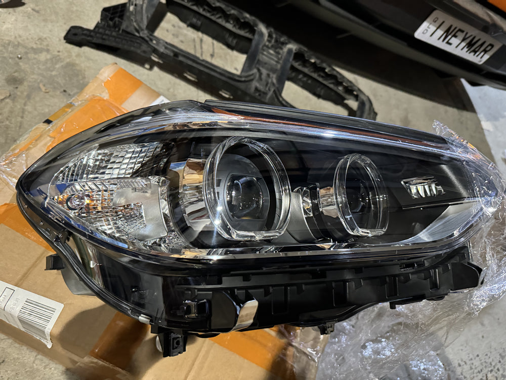 Genuine BMW Head Light (Right Hand Side) - BMW IX3 X3 X4 G01 G02 8496818-01 le15a6371