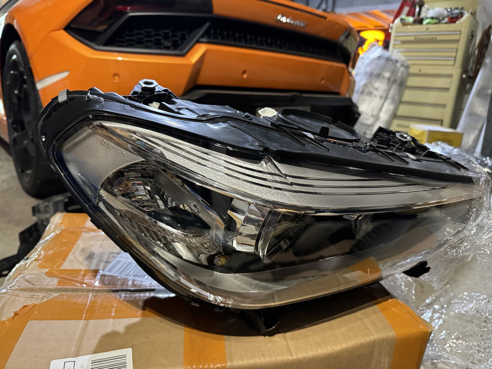 Genuine BMW Head Light (Right Hand Side) - BMW IX3 X3 X4 G01 G02 8496818-01 le15a6371
