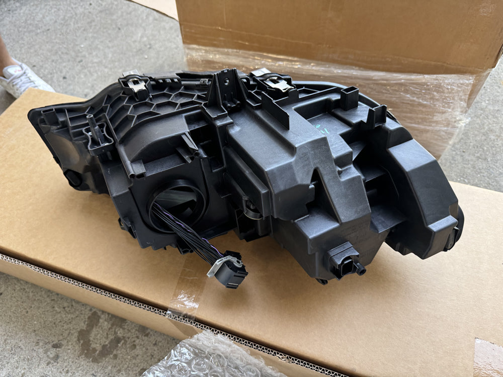 Genuine G20 G21 3 Series Head Light (Left) 9481713