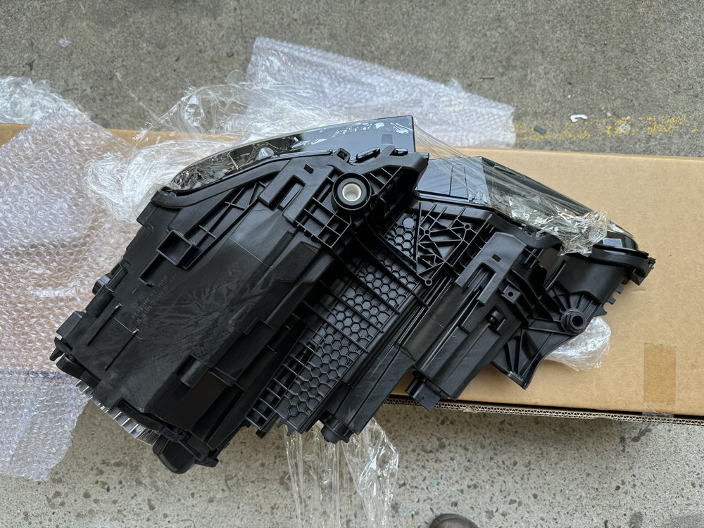 Genuine Audi Head Light LED Matrix - Q8 SQ8 RSQ8 F1 4MN (Right Hand Side) 4m8941036