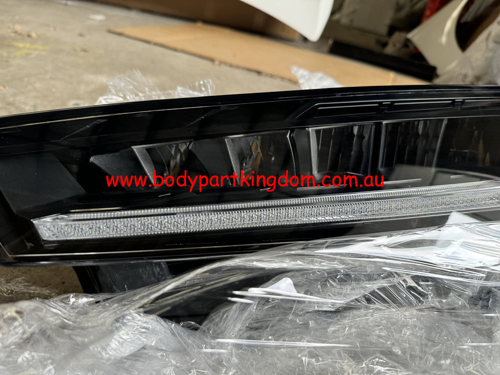 Genuine Head Light (Left hand side) - Urus Lamborghini 4ml941035