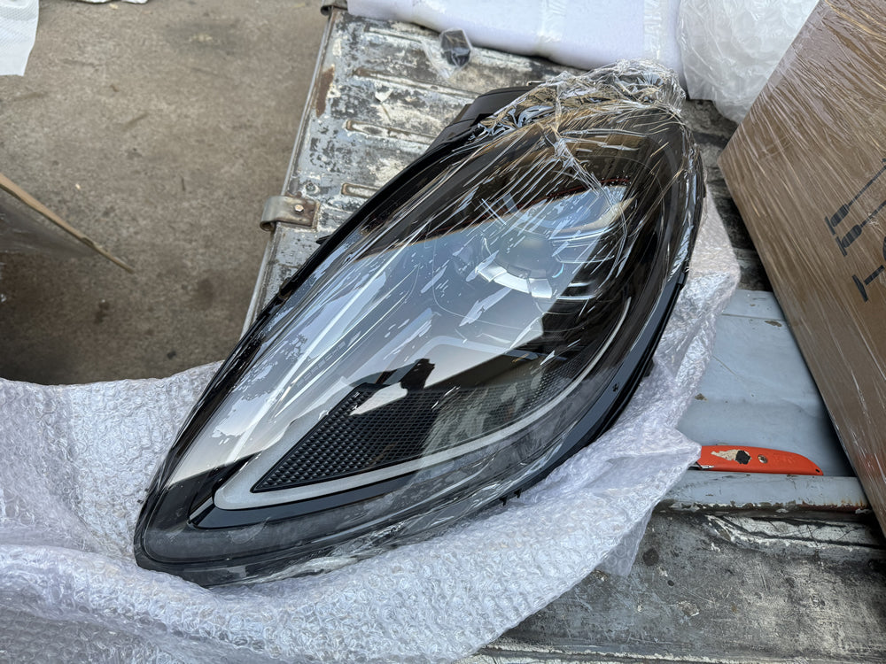 Genuine Porche Macan LED Head Light (Left Hand Side)- Macan 95B "95B941079Q"