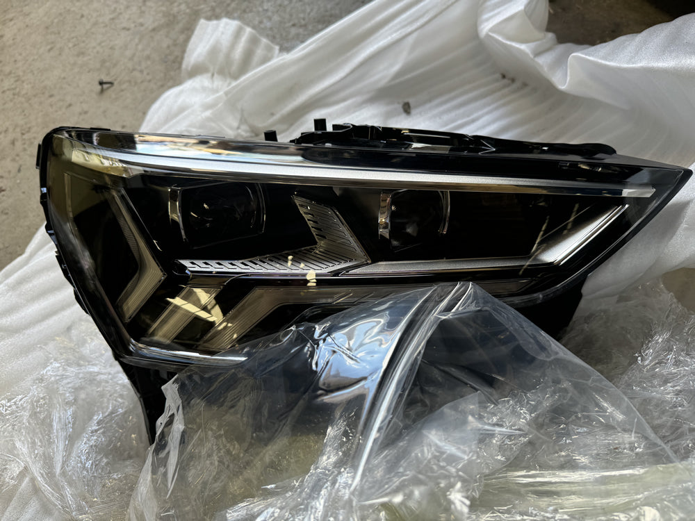 Genuine Q3 SQ3 RSQ3 LED head light (Right) - 83A941036