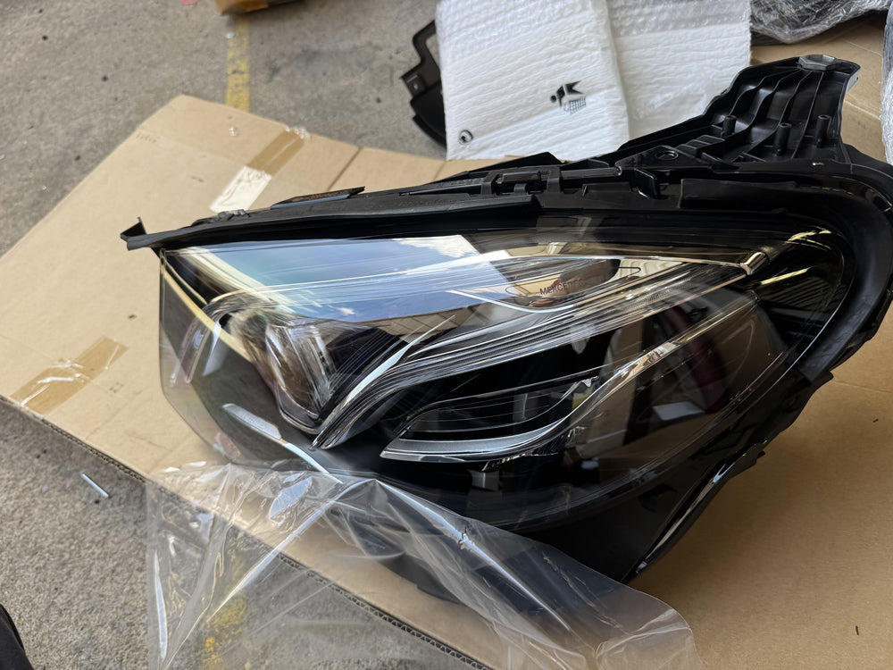 Genuine Mercedes Benz LED Multibeam Head Light - W213 E Class a2139062506