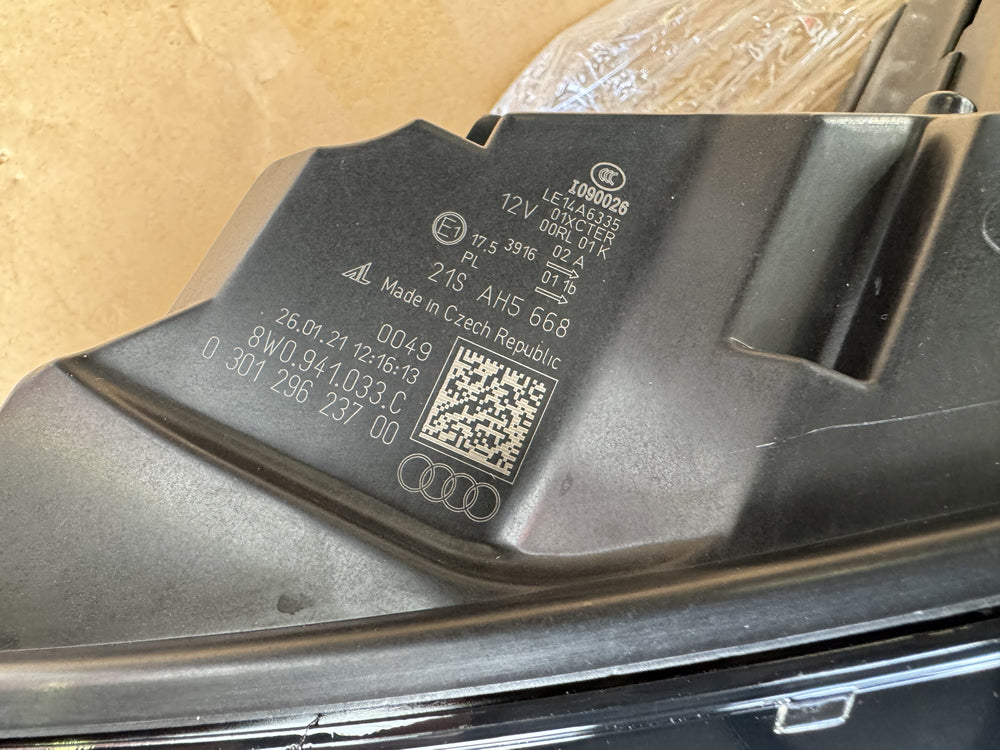 Genuine Audi A4 S4 RS4 LED Head Light (Left Hand Side) - B9 A4 8w0941033 le14a6335