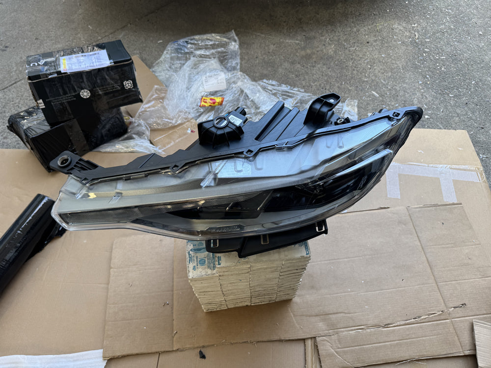 Genuine Maserati Levante Head Light (Left) - Levante M161 06701527220