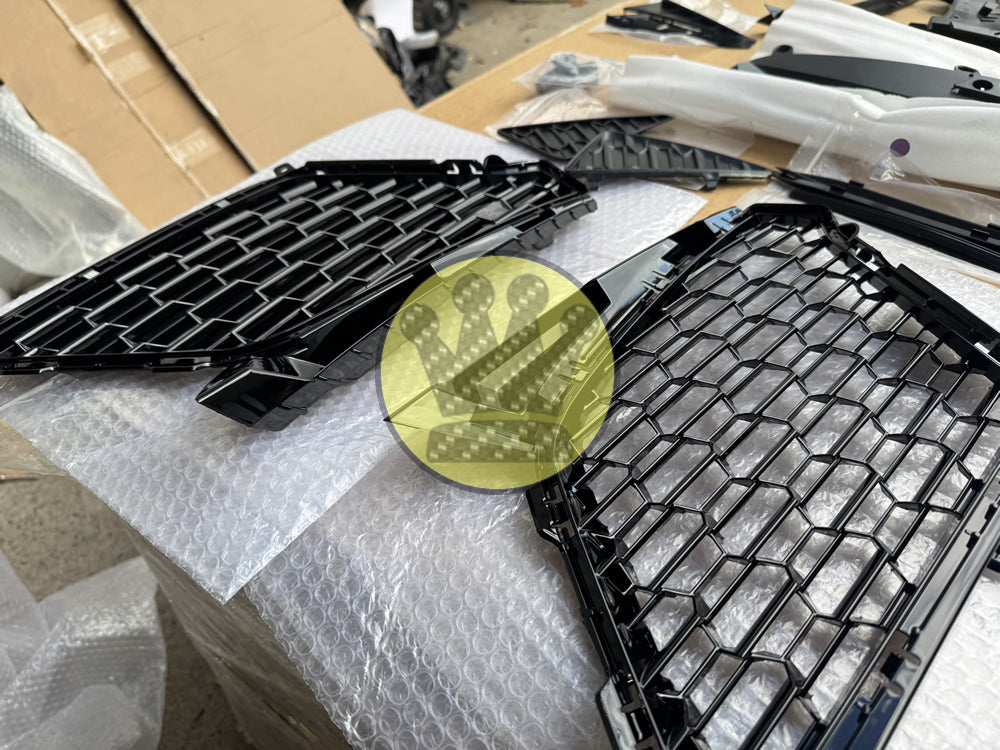 Audi R8 Facelifted Front Bumper - R8 4S 16+