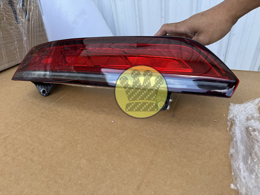Genuine Audi Tail Light (Left hand side) - R8 4S 4s0945095b