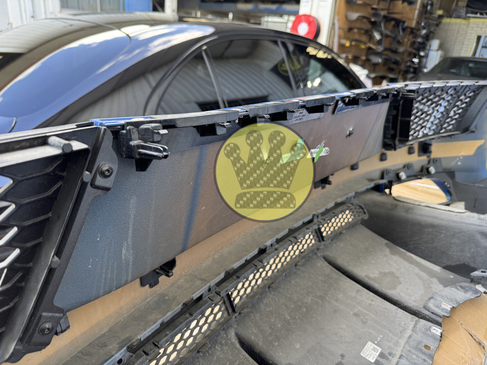 Genuine Audi R8 Rear Bumper Bar with Carbon fiber diffuser - R8 4S (16-19)