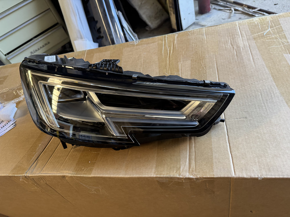 Genuine Audi A4 S4 RS4 LED Head Light (Right Hand Side) - A4 B9 8W0941034 LE14A6335