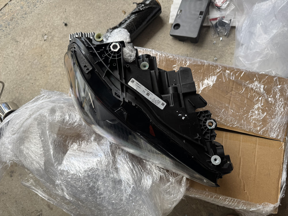 Genuine BMW LED Head Light (Right Hand Side) - G42 2 Series F7DFFDEBFA