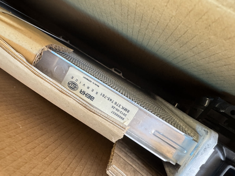 Genuine BMW X3 X4 M G01 G02 G08 X3 Coolant Radiator 17118642745