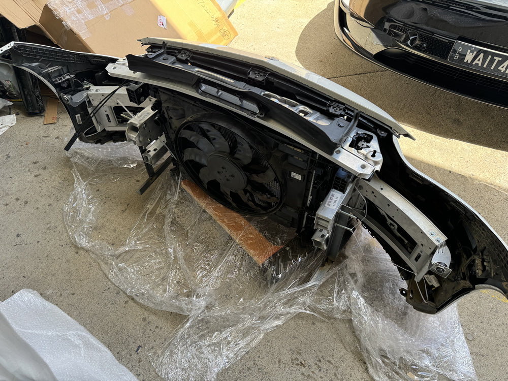 Genuine Complete Front Assemble - w206 C Class C200