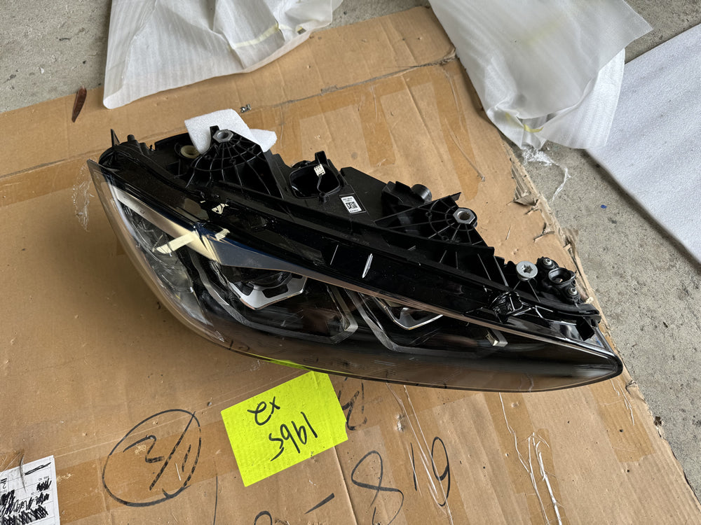 Genuine G22 G23 G26 G82 LED Head Light (Right) 5a19352