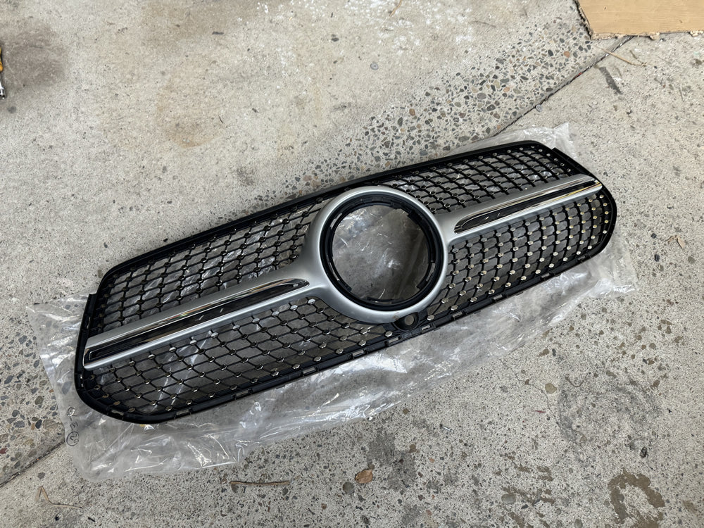Genuine Front Grill - V167 GLE
