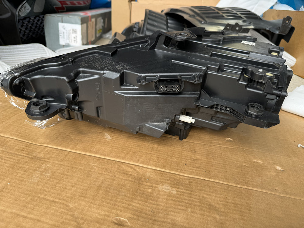 Genuine Matrix Head Light - Facelifted 8v RS3 S3 A3 (Right Hand Side) 8V0941784