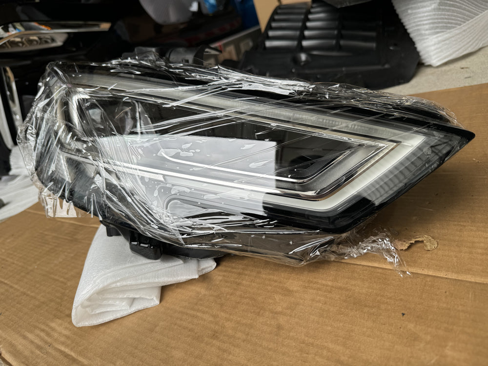 Genuine Matrix Head Light - Facelifted 8v RS3 S3 A3 (Right Hand Side) 8V0941784