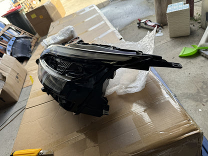 Genuine Qashqai Head Light (Left Hand Side)