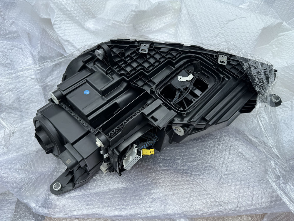 Genuine Head Light GLE V167 C167 - Righ Hand Side a1679066604 a1679065608