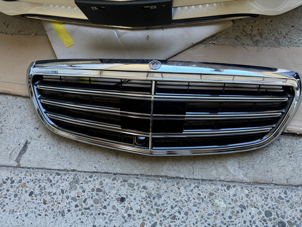 Genuine Front Grill - W213 E Class Sedan