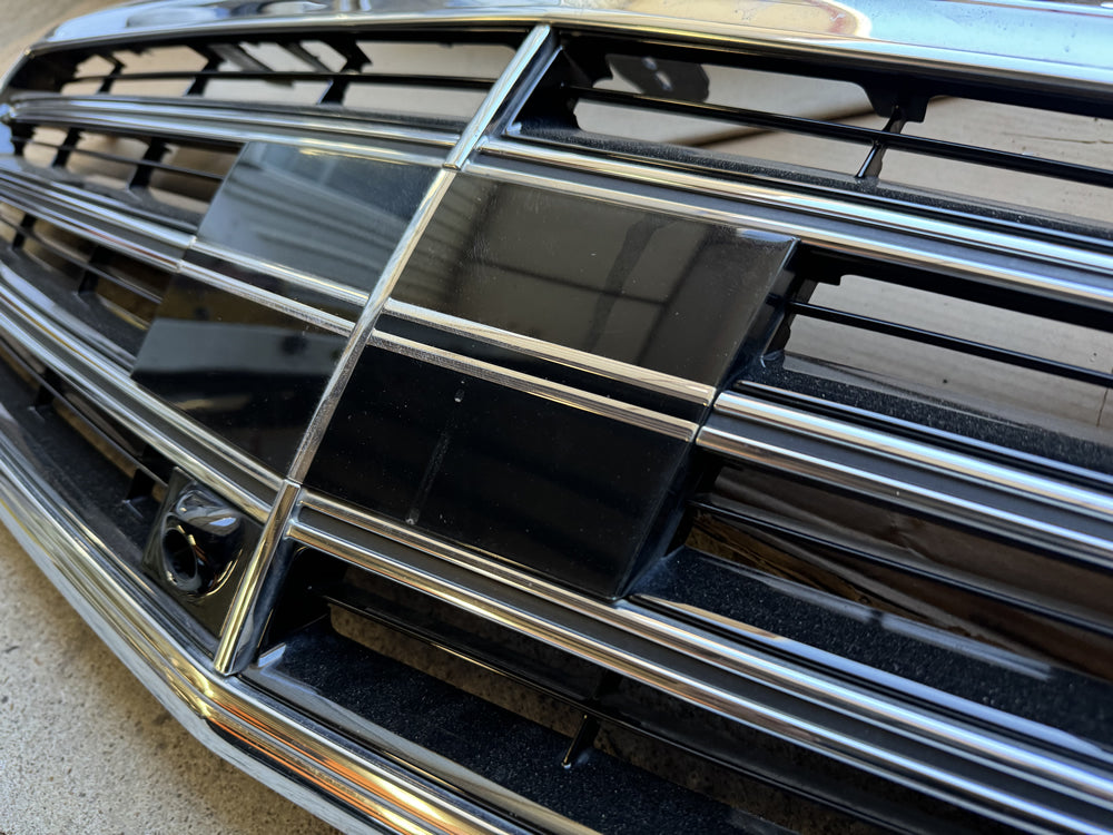 Genuine Front Grill - W213 E Class Sedan