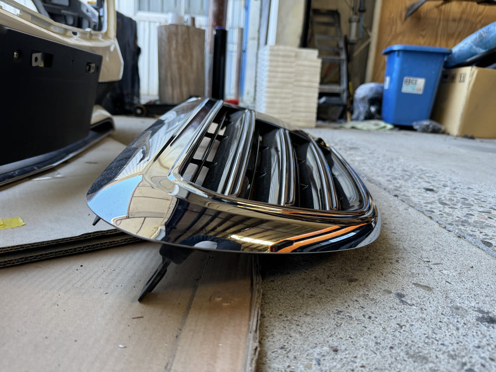 Genuine Front Grill - W213 E Class Sedan