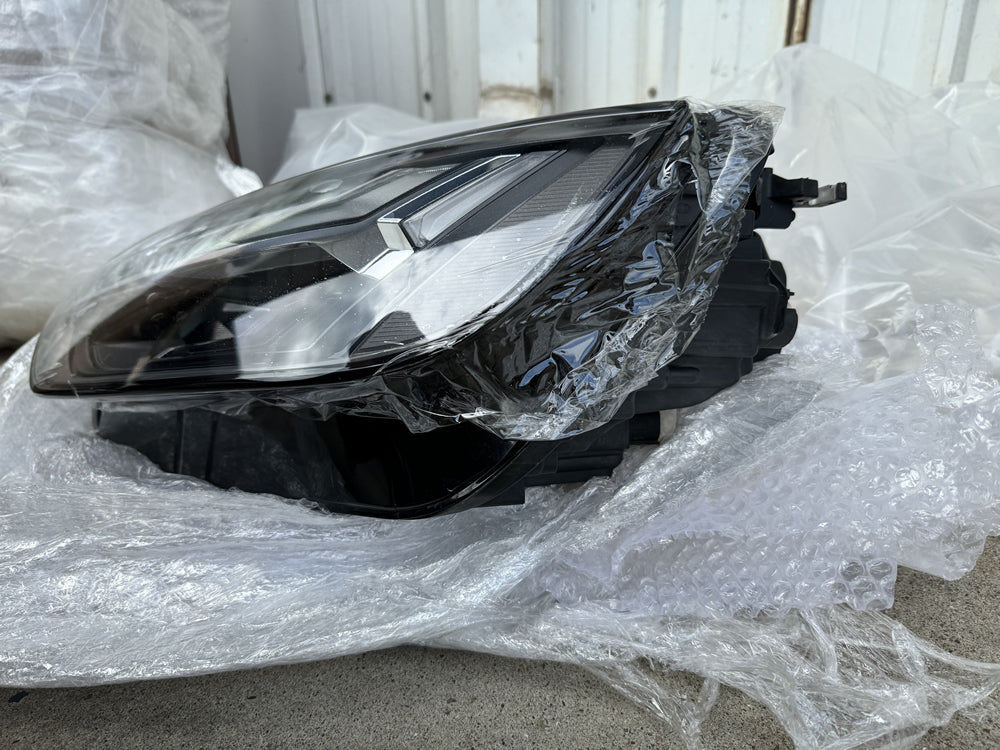 Genuine Audi Head Light - Q5 FY (Left Hand Side) 80d941033a 1ZX014493