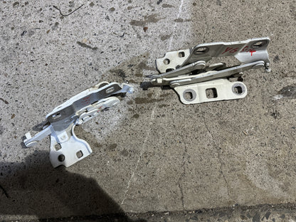 Genuine Bonnet Hinge - GLE W166 C292