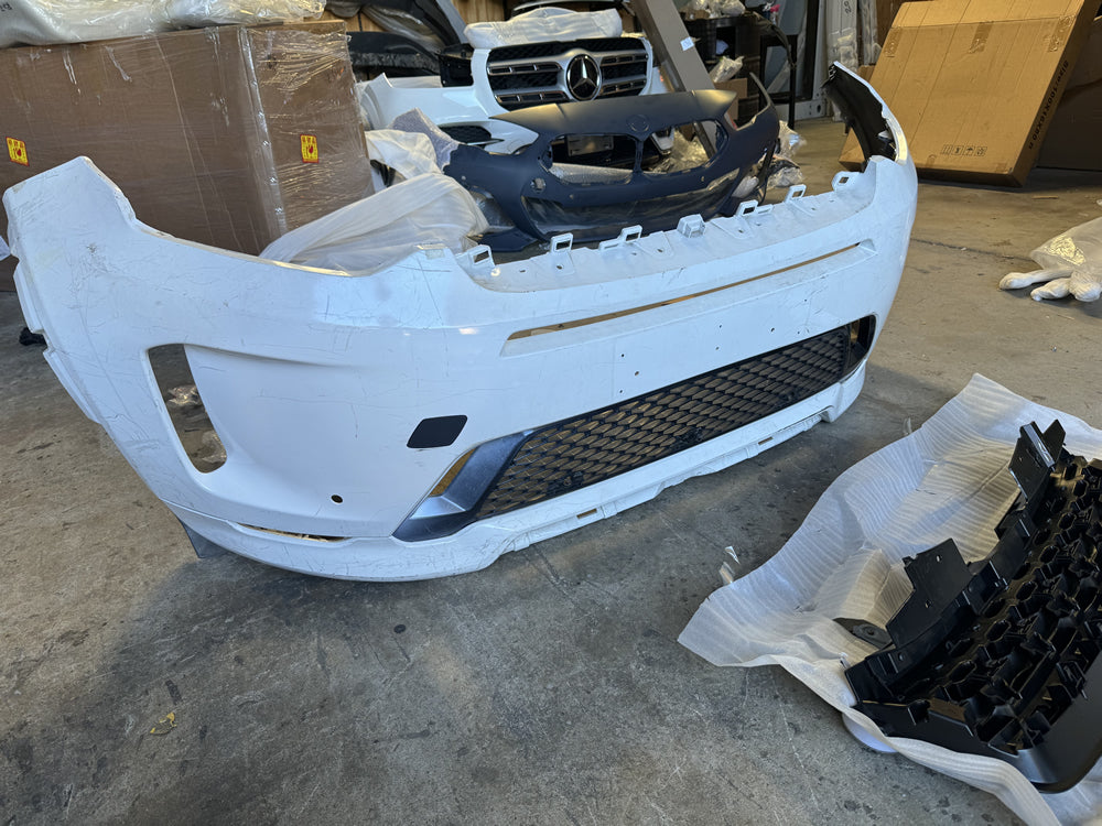 Genuine Front Bumper Bar - Genuine Front Bumper Bar - Land Rover Discovery Sport P250 R Dynamic SE L550