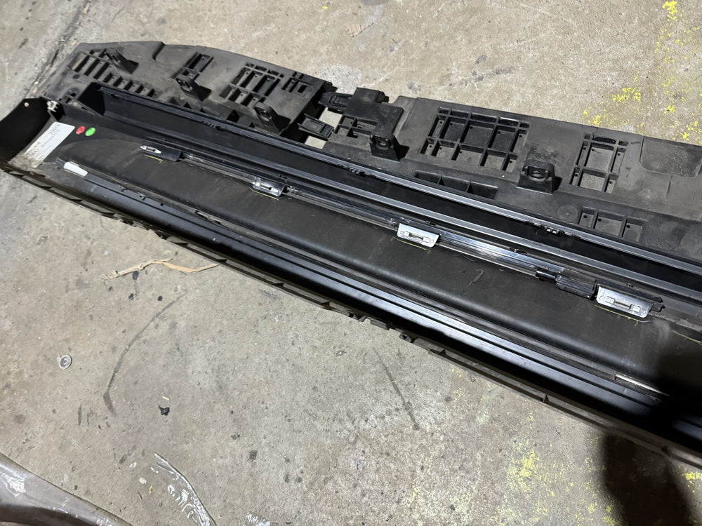 Genuine Side Step - V167 GLE Wagon (Left or Right)