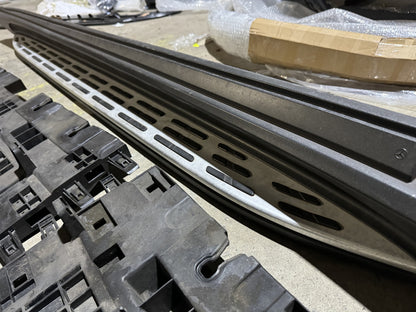 Genuine Side Step - V167 GLE Wagon (Left or Right)