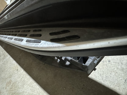 Genuine Side Step - V167 GLE Wagon (Left or Right)