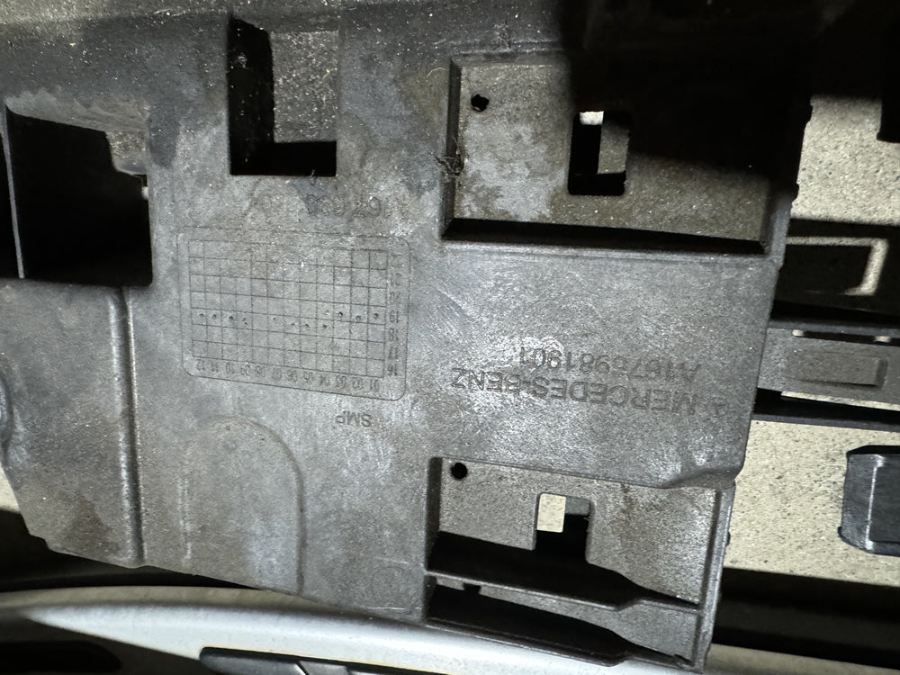 Genuine Side Step - V167 GLE Wagon (Left or Right)