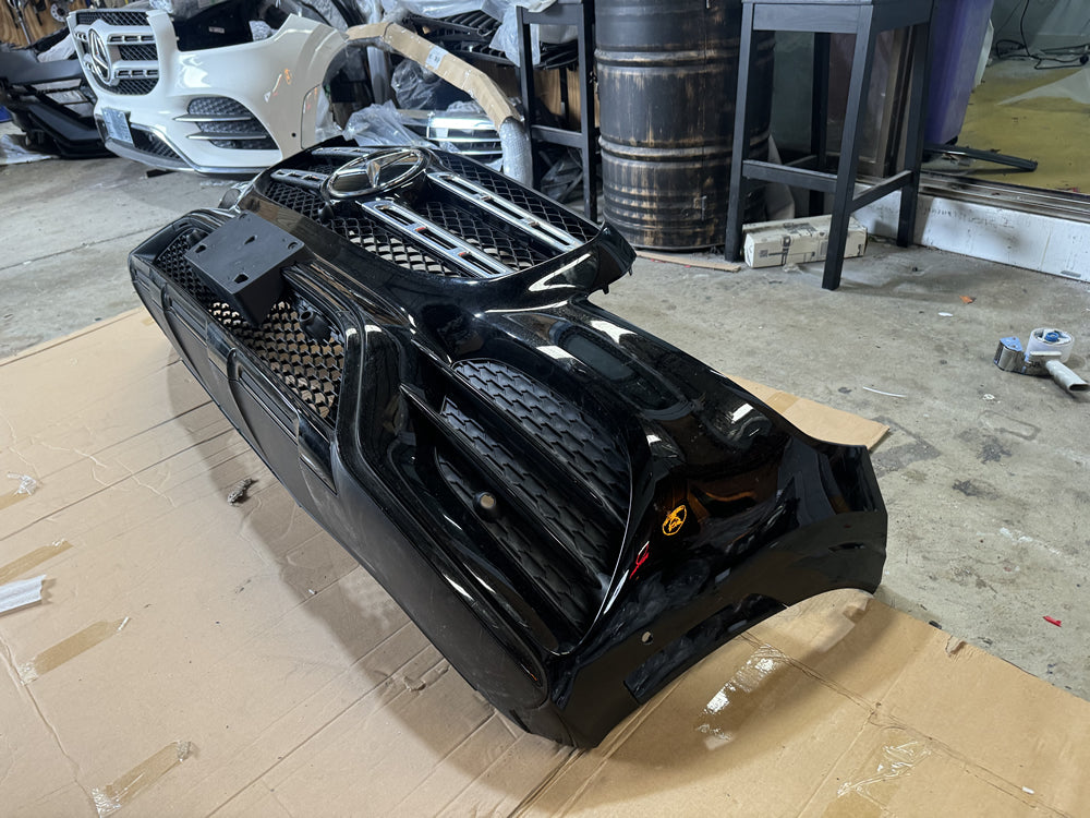 Genuine Complete Front Bumper Bar - GLS X167