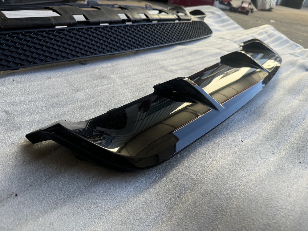 Genuine CLA45 rear diffuser- w117 CLA Pre-facelift