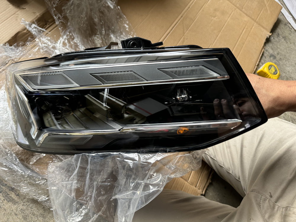 Genuine Audi Q2 LED Head Light Right Hand Side - Q2 GA 81d941034d