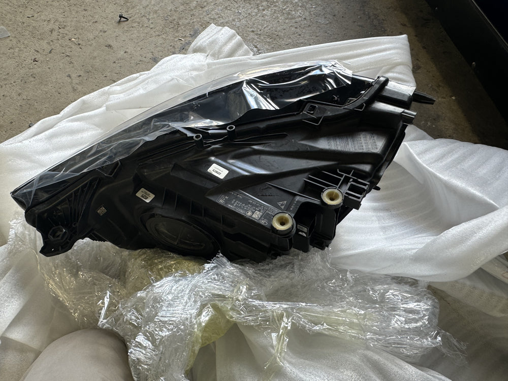 Genuine Q3 SQ3 RSQ3 LED head light (Right) - 83A941036