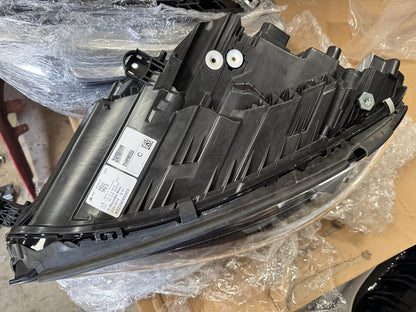 Genuine Head Light (Left hand side) - W223 S Class A2239069303 A2238260500