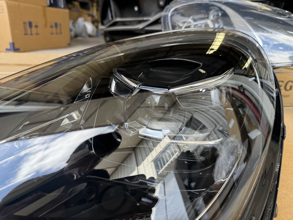 Genuine Porche Macan LED Head Light (Left Hand Side)- Macan 95B "95B941079Q"