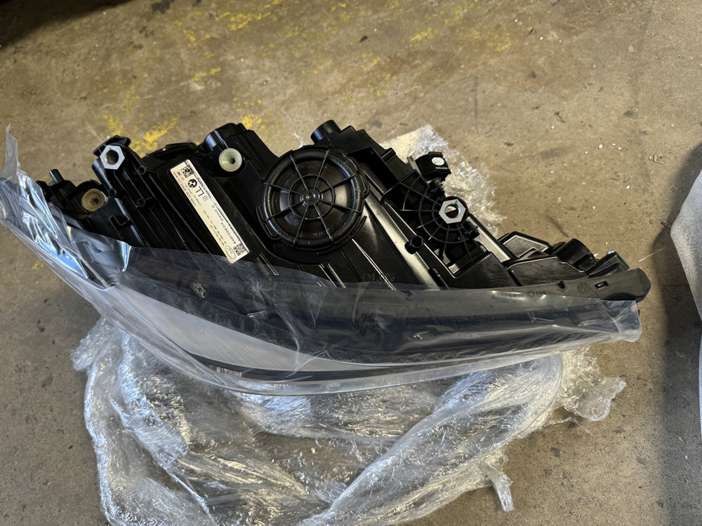 Genuine BMW Adaptive Head Light (Right Hand Side) - BMW G32 6 Series 8497226-04