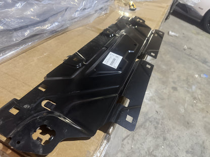 BMW 3 G20/G21 2019- Slam Panel Radiator Cover Steel 51647478292