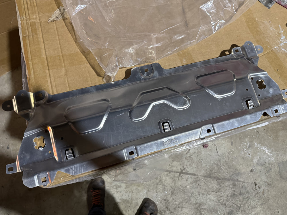 BMW X4 X3 2018-2023 Upper Radiator Support Core 51647400110 BM1225158