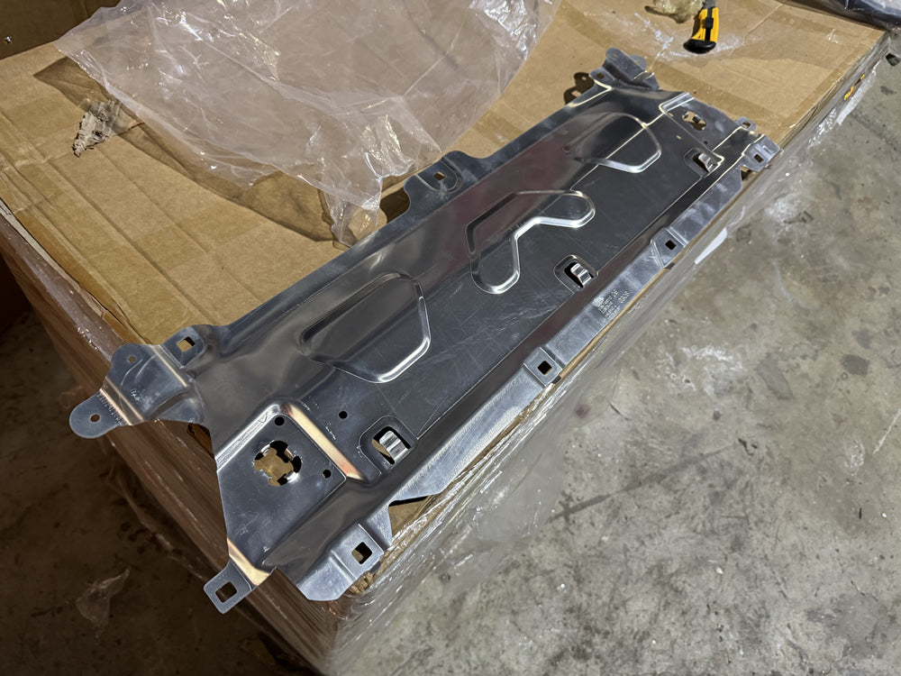 BMW X4 X3 2018-2023 Upper Radiator Support Core 51647400110 BM1225158