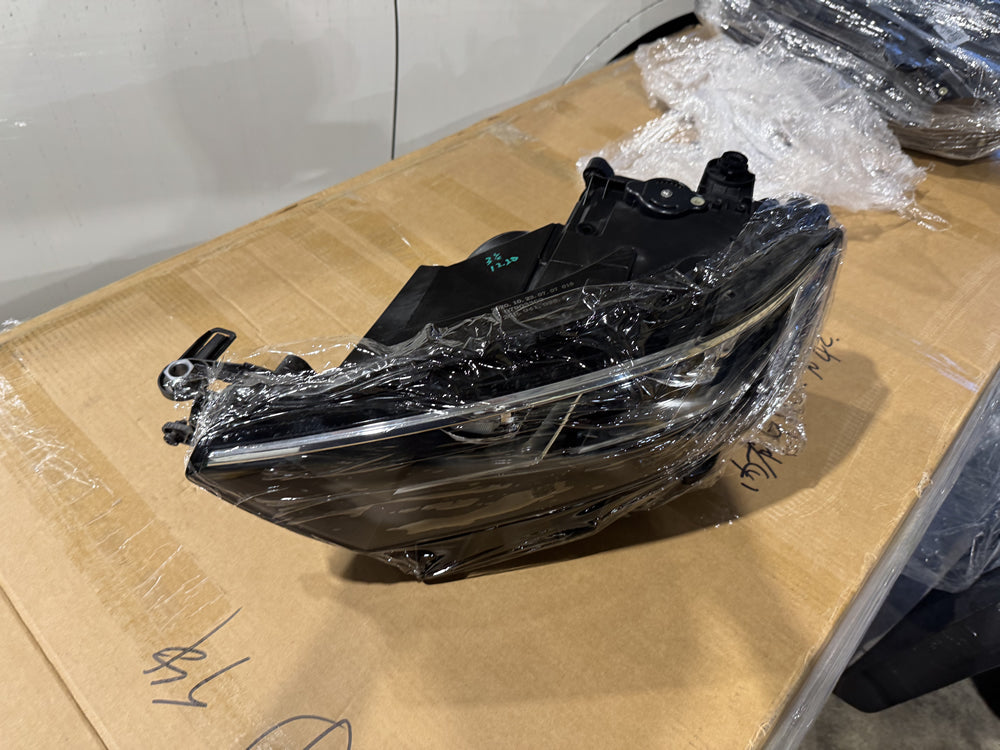Genuine Volkswagen T-ROC Head Light (Left Hand Side) - A1 7p5941591 2GA941005G