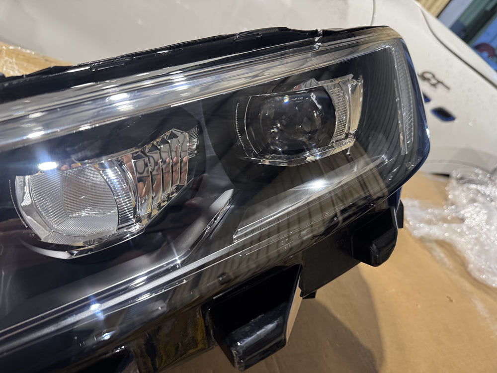 Genuine Volkswagen T-ROC Head Light (Left Hand Side) - A1 7p5941591 2GA941005G